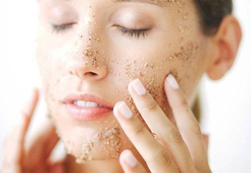 Tẩy tế bào chết quá nhiều