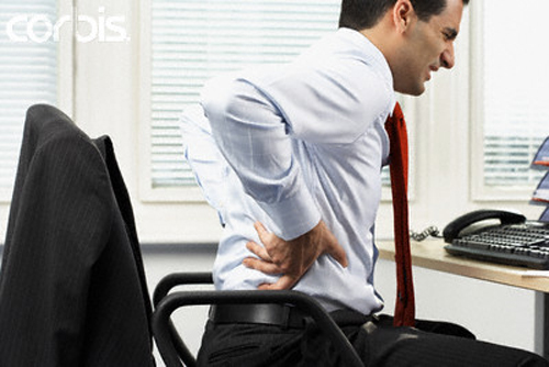 Kỹ thuật viên vật lý trị liệu liệt kê nguyên nhân đau thắt lưng?