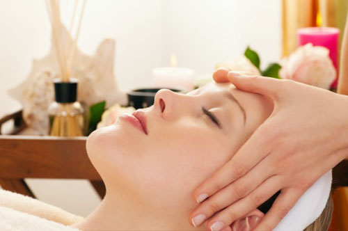 Bí quyết massage da mặt hiệu quả nhất